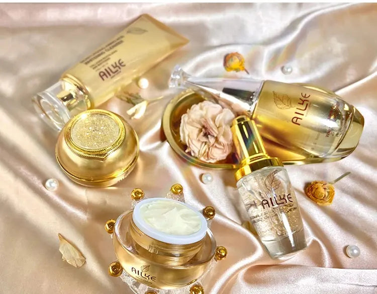 Crème Visage Régénérante Or & Collagène – Éclat, Fermeté & Hydratation 24H