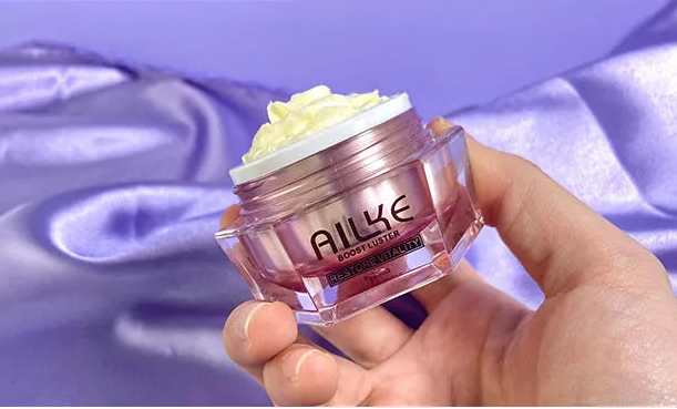 Crème Visage Éclat & Unification – Hydratation Intense & Teint Lumineux